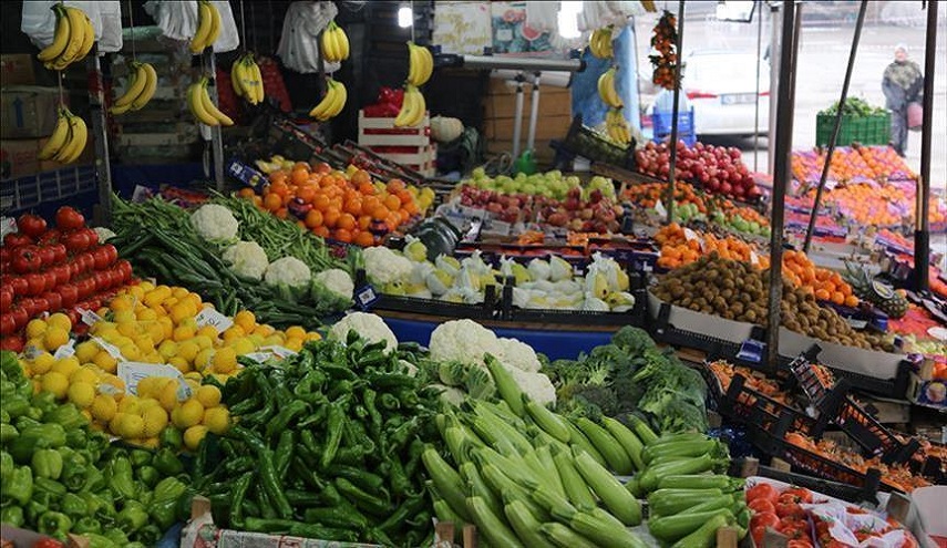 بالصورة..ضبط شاحنة ظاهرها الخضروات وباطنها خطير!!