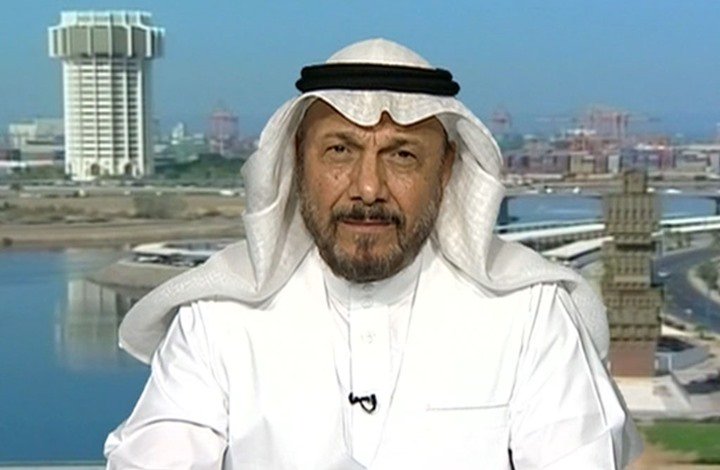 مغردون يسخرون من انور عشقي: “عظم الله أجركم يا دكتور”!