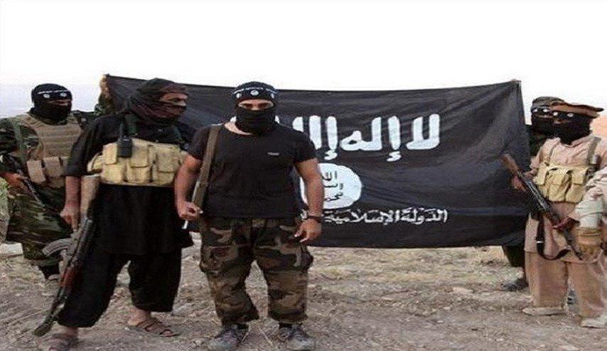 شاهد بالصور.. "اسعاف داعش" بقبضة الحشد الشعبي في عمق حمرين