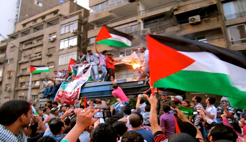 صور.. بدء تدفق الفلسطينيين تجاه مخيمات العودة شرق القطاع  