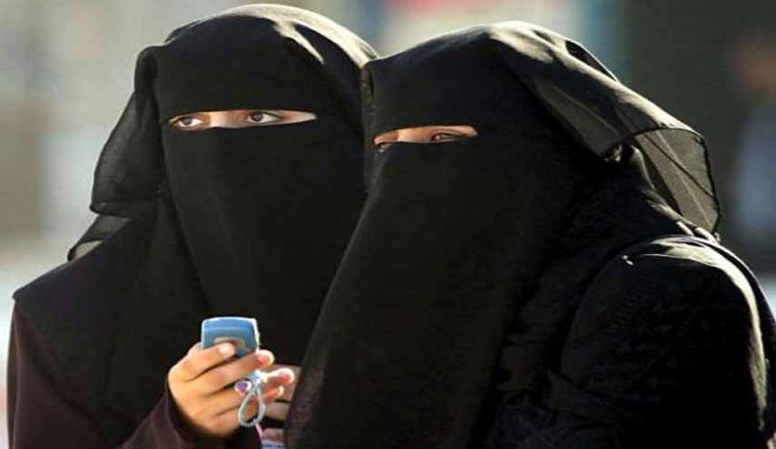 ما هي حدود الستر الواجبة على المرأة؟