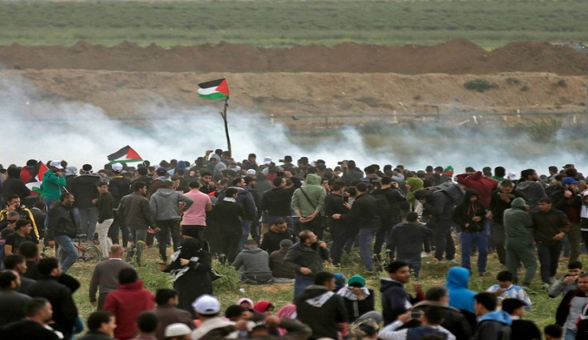 إصابة 109 فلسطينيين خلال الجمعة التاسعة لمسيرات العودة 