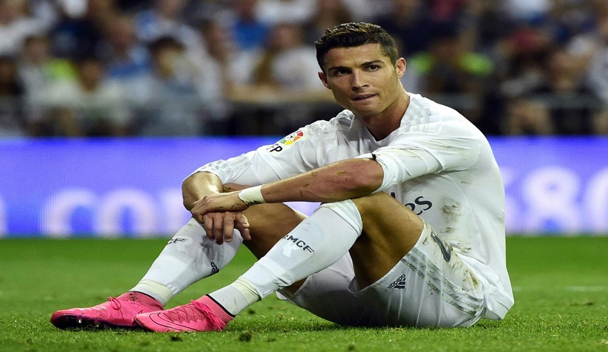 الغموض يكتنف مستقبل كرستيانو مع ريال مدريد