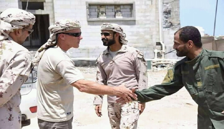 ضباط أمريكيون وإسرائيليون في عدن: استغاثة إماراتية لحسم عسكري