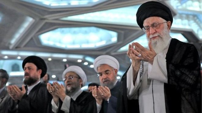 آداب عيد فطر از ديدگاه حضرت آيت الله العظمي  خامنه اي