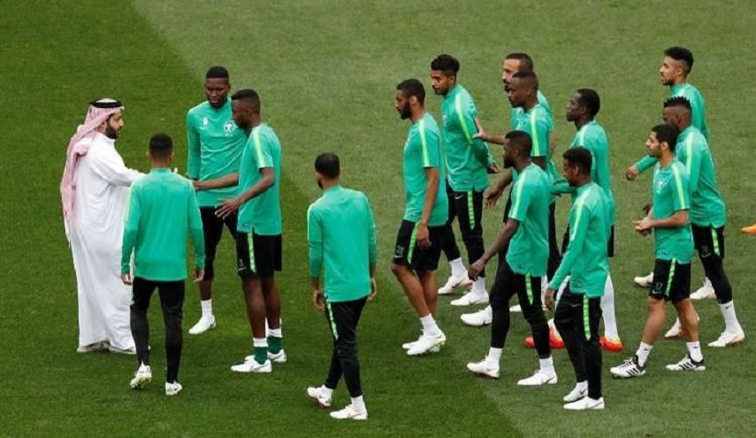  الكشف عن سبب عطل الطائرة التي تقل المنتخب السعودي في روسيا ؟!