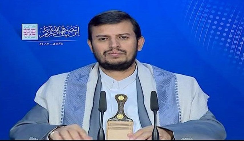عبدالملك الحوثي يكشف عما يجري في الحديدة