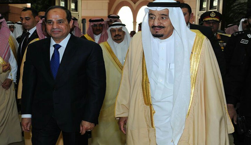 "السيسي" يخطأ في اسم الملك السعودي مرتين!