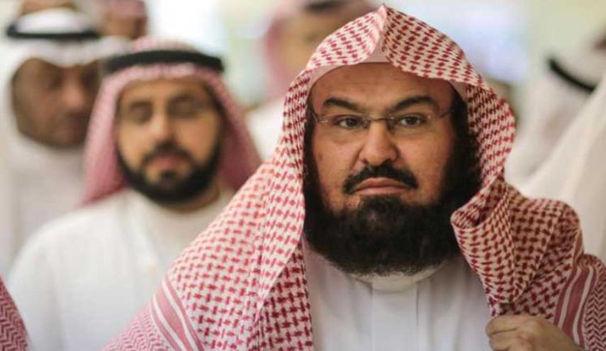 ناشط جزائري للسديس: لا يحق لك تقديم المواعظ بينما تفتي بقتل المسلمين في اليمن