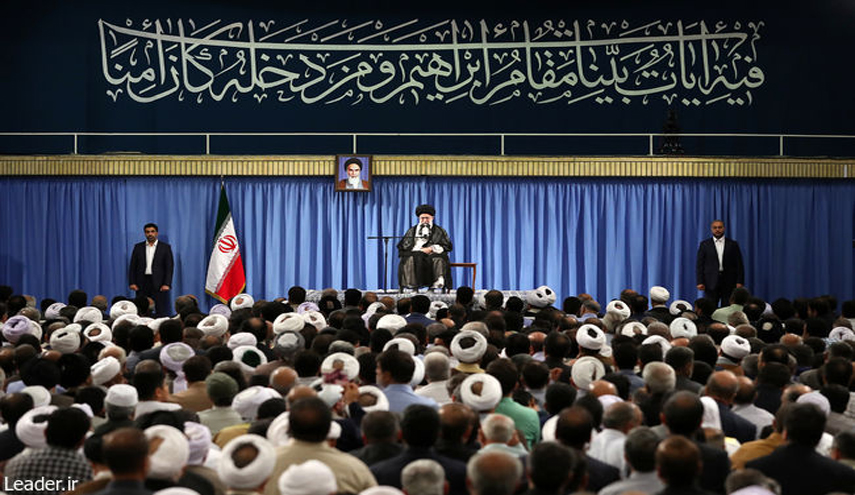 الإمام الخامنئي: ينبغي أن يُصان أمن وعزّة ورفاه الحجاج