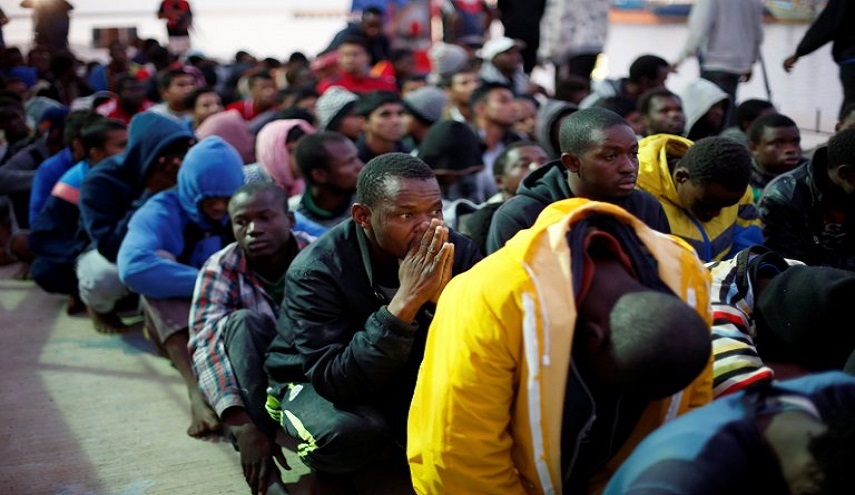 بعد مناشدة إيطاليا .. ألمانيا تستقبل 50 مهاجرا 