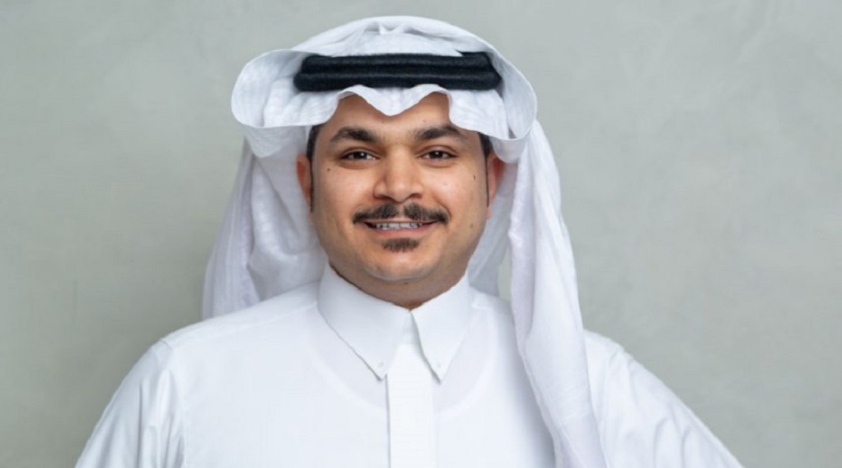 بالصور...  استنكار شديد لاستهتار شاعر سعودي بالقرأن الكريم
