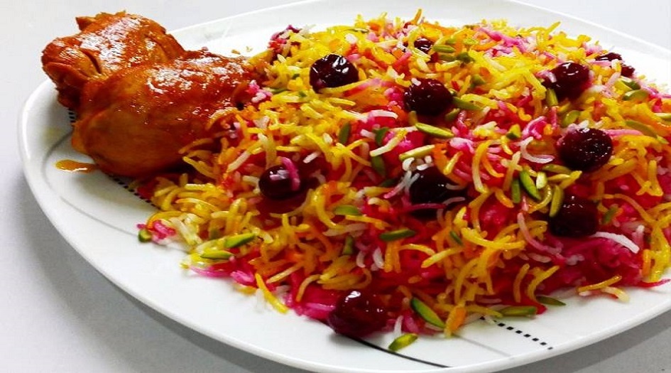 الدجاج والأرز بالكرز" البالو بولو "