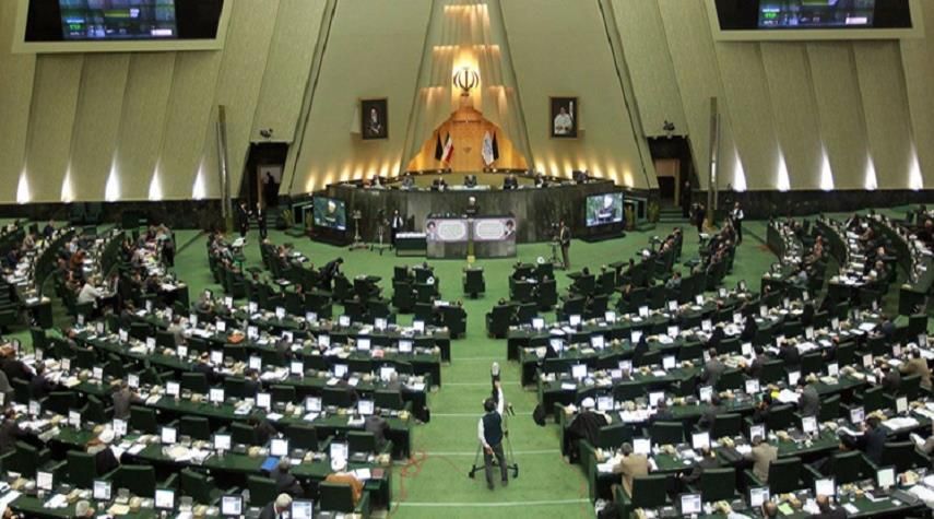 البرلمان الإيراني يصادق على مشروع بشأن الإنتخابات