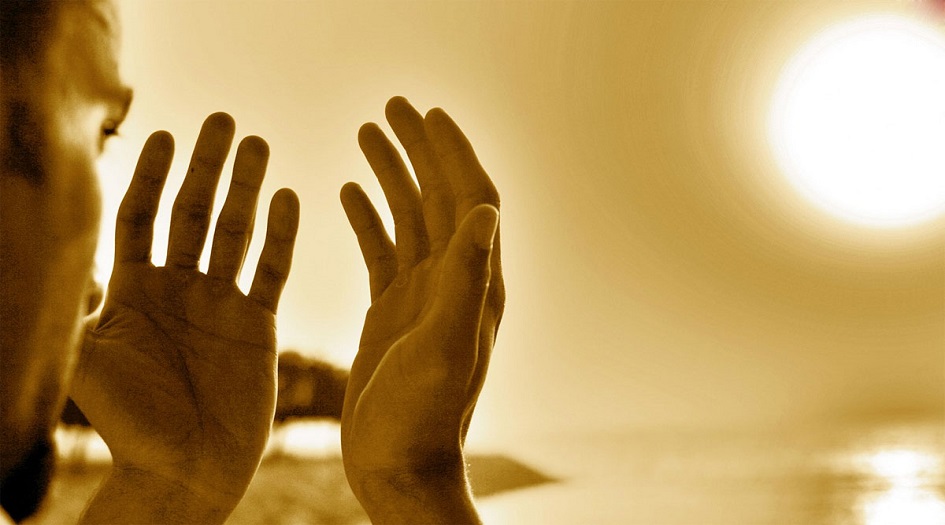  دعاء عن أمير المؤمنين علي عليه السلام.. دعاء لكشف الكرب والهم والضيق وتوسعة الرزق مكتوب