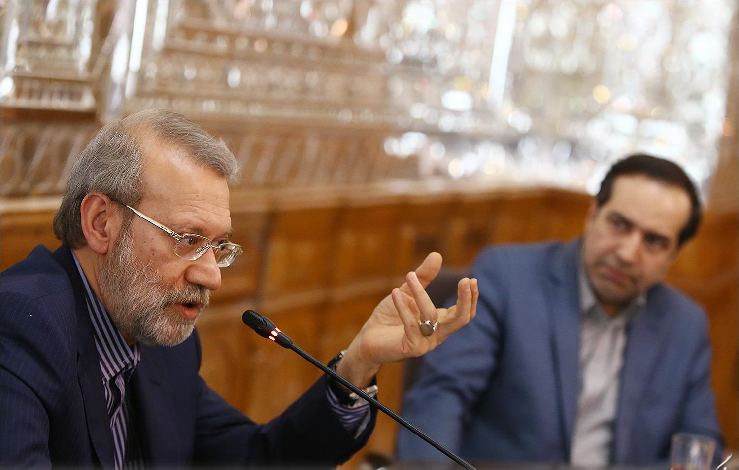  لاريجاني: على اوروبا تنفيذ وعودها بشأن الاتفاق النووي 