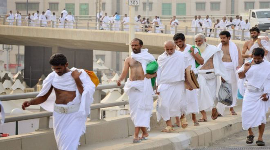 السعودية تحظر على الحجاج التنقل!!