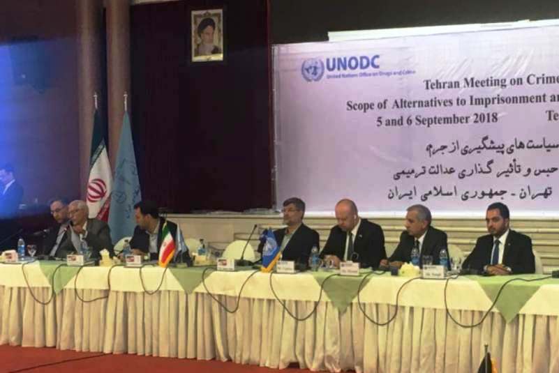 إيران تدرس قوانين بديلة لعقوبة السجن
