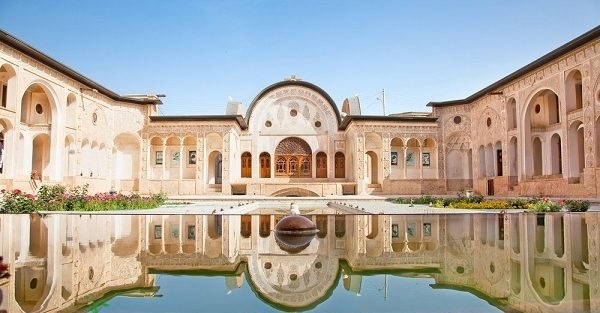 محافظة كاشان بين الماضي والحاضر