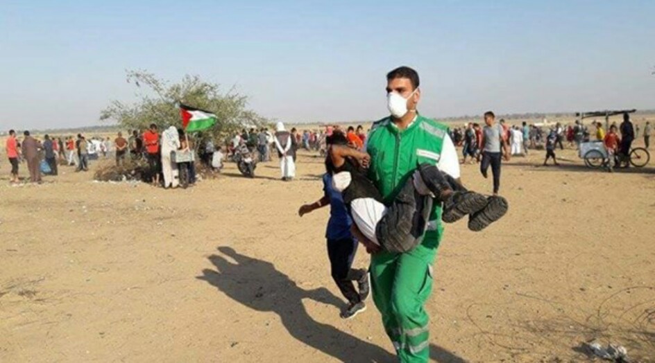 الصحة: شهيد فلسطيني و94 اصابة برصاص الاحتلال على حدود غزة