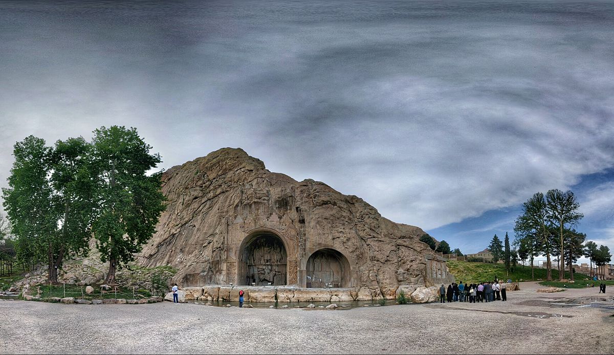 بالصور .. ماذا تعرف عن طاق بستان؟