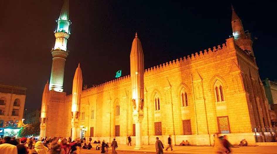  تعطيلي مقام «امام حسين» (ع) در قاهره در روز عاشورا