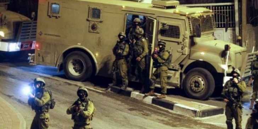 الإحتلال يصيب أسيرا محررا أثناء محاولة اعتقاله في الضفة