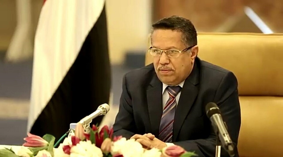 بن دغر: غدر الحليف سبب انهيار الريال والمظاهرات مستمرة 