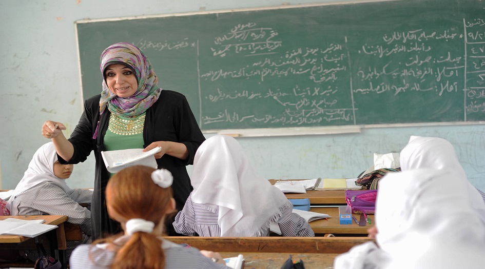 فلسطين المحتلة .. شكوى معلمي غزة من عباس..
