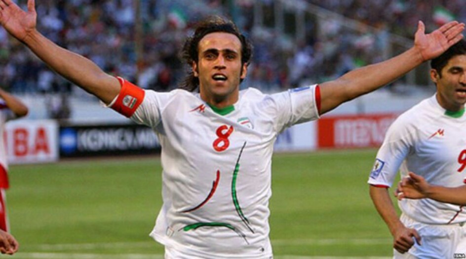 علي كريمي أفضل لاعب خط وسط في تاريخ كأس الامم الاسيوية