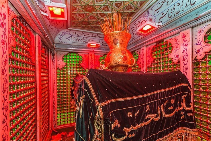 حرم حضرت رقيه ( س ) در دمشق