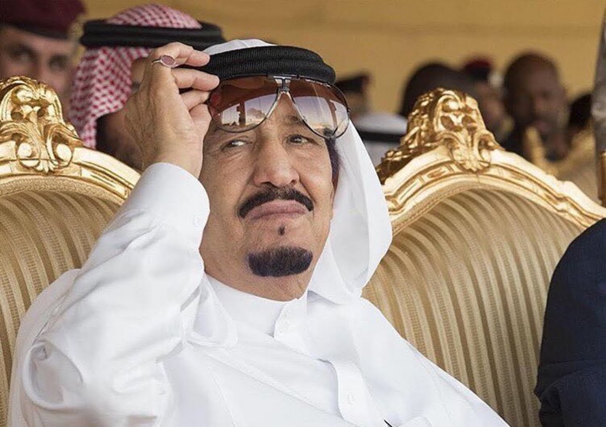   لقب "خادم الحرمين الشريفين" هل سينزعونه من الملك سلمان؟