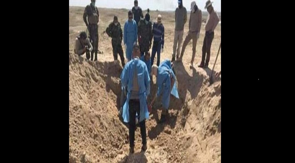 العراق.. أكثر من 200 مقبرة جماعية تضم حوالي 12 الف جثة في مناطق سيطرة داعش