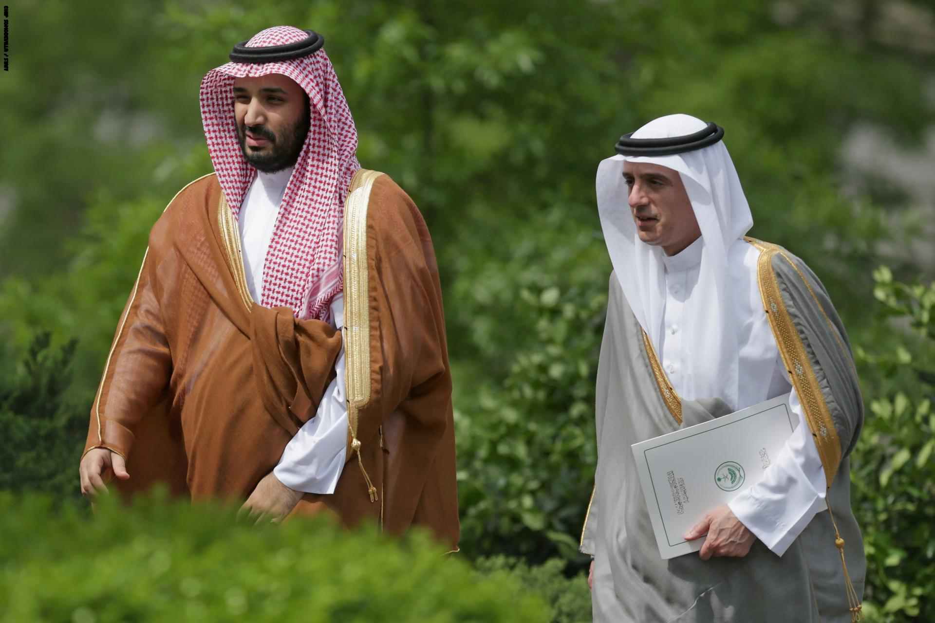 بن سلمان والجبير يجوبان شوارع لندن داخل قفص؟