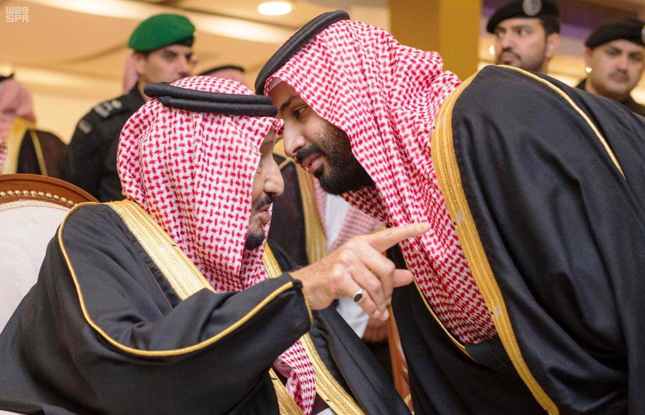  أمراء سعوديون طلبوا صناعة أقنعة تشبه وجه الملك سلمان!