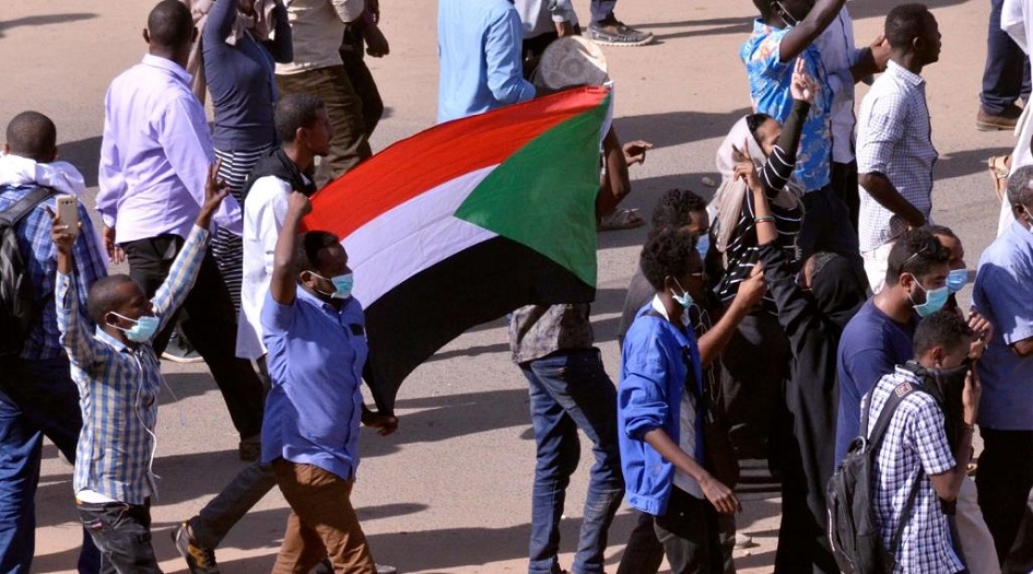 اضراب عام وعصيان مدني بالسودان