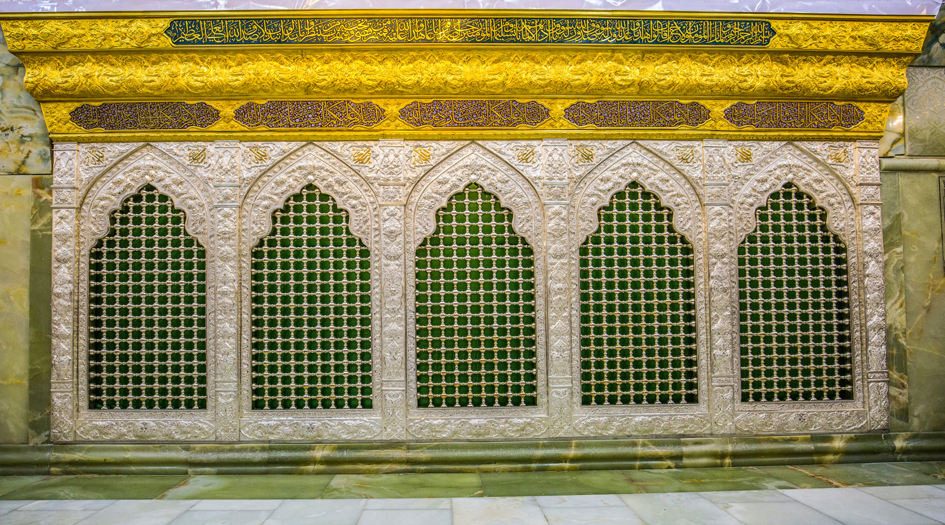 بالصور.. الشباك الجديد لضريح اصحاب الامام الحسين عليه السلام