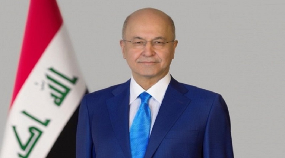 صالح يتسلم دعوة من السبسي لزيارة تونس في آذار المقبل