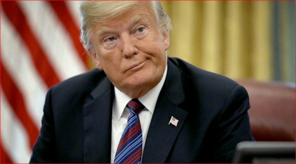 استطلاع: 59 % من الأمريكيين يؤيدون عزل ترامب