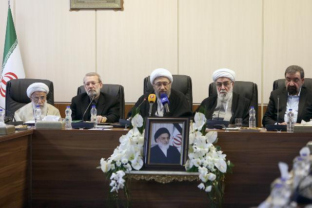 ايران تحسم مصير لائحة مكافحة غسيل الأموال 