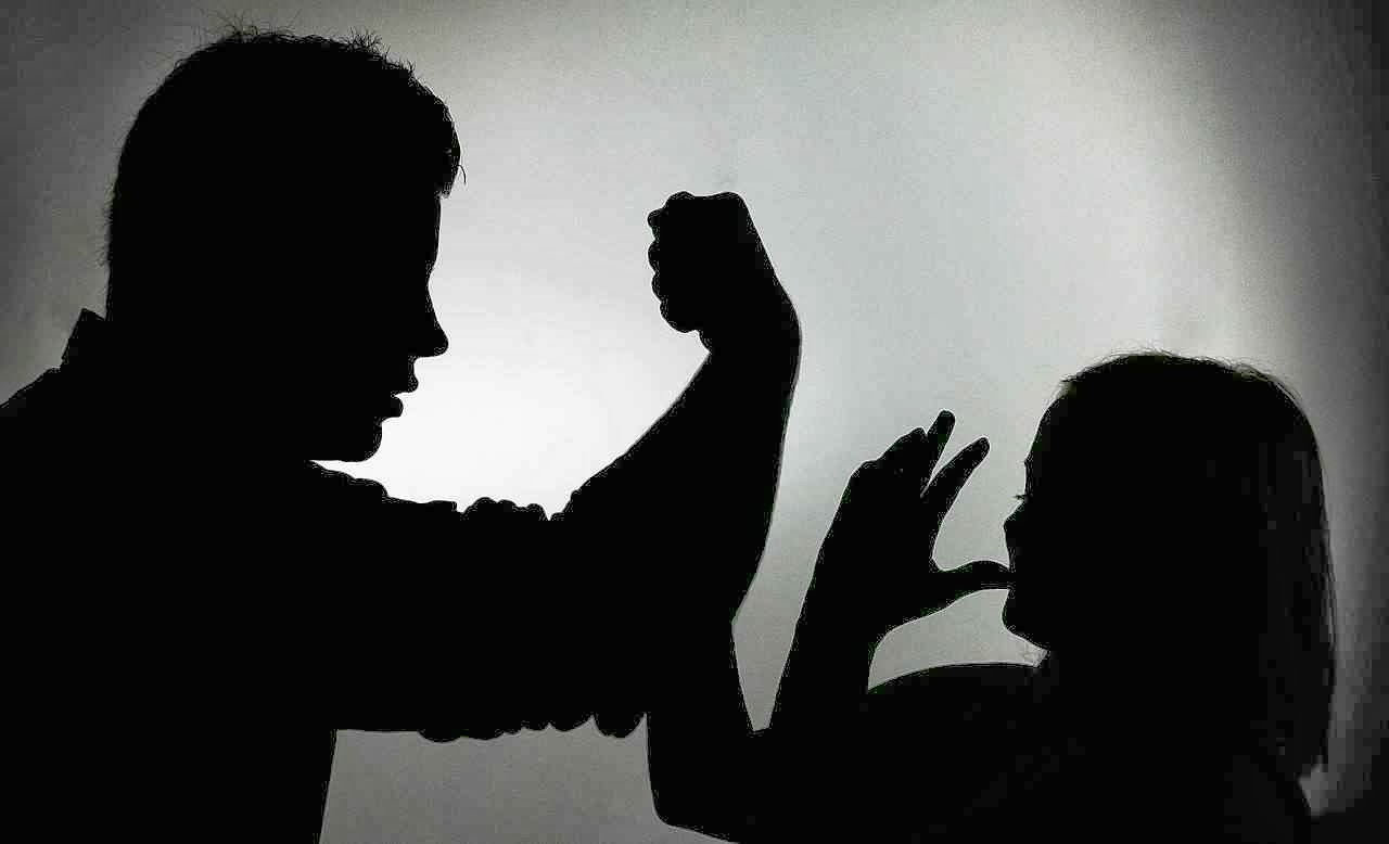 إحصائية مثيرة.. تعرف على نسبة عنف المرأة ضد الرجل في العراق