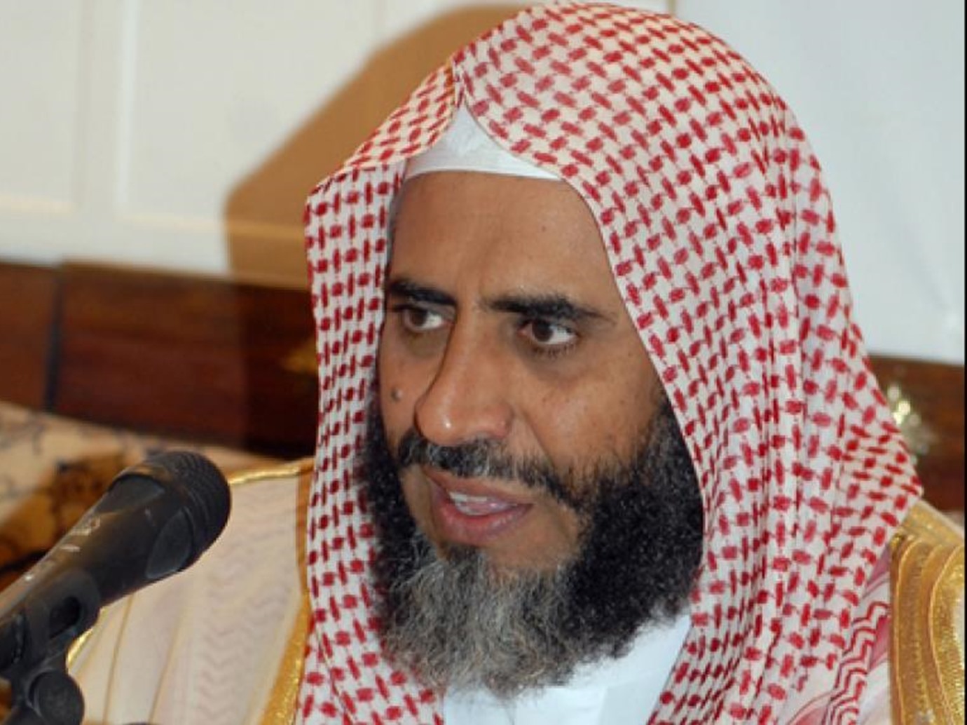 داعية سعودي من السجن الى المستشفى