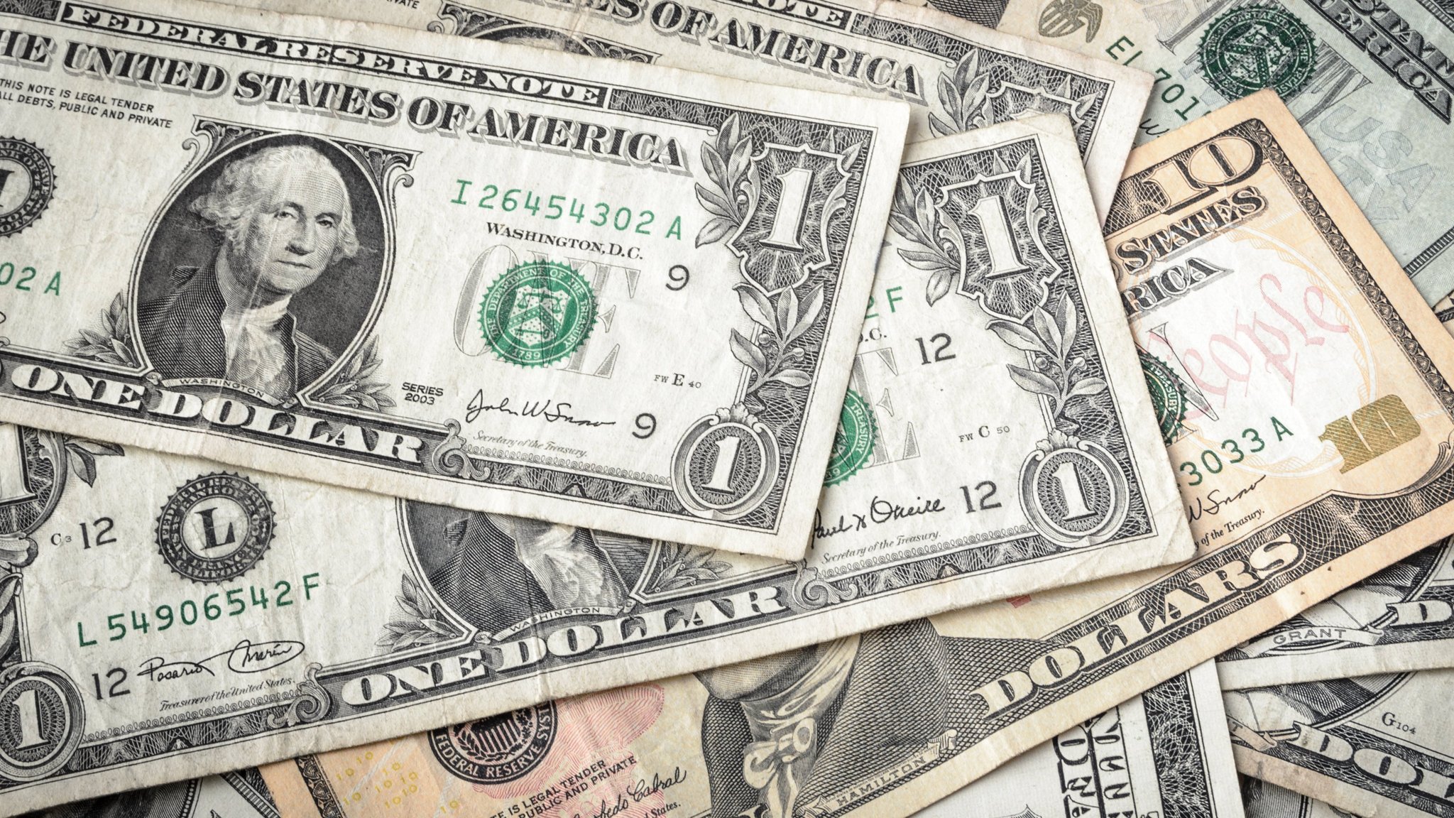 تعرف على سعر صرف الدولار في العراق