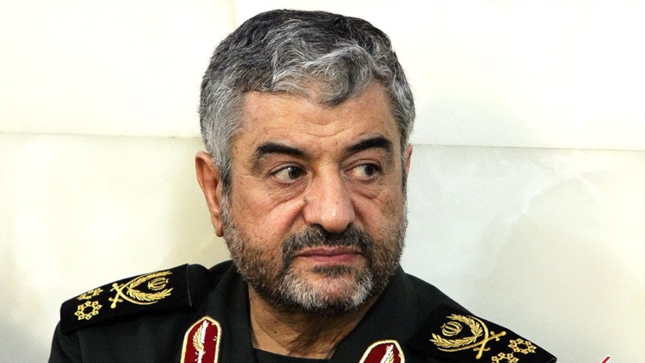 اللواء جعفري يحذر رئيس كيان الاحتلال من اللعب بذيل الاسد
