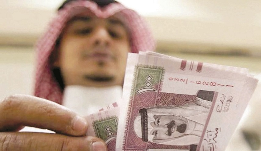 احتياطي السعودية يفقد 36.7 مليار دولار منذ عدوانها على اليمن وحصار قطر