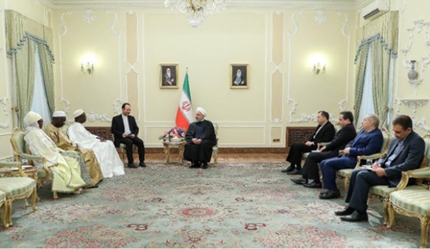 روحاني: ايران تنشد تنمية العلاقات مع الدول الافريقية