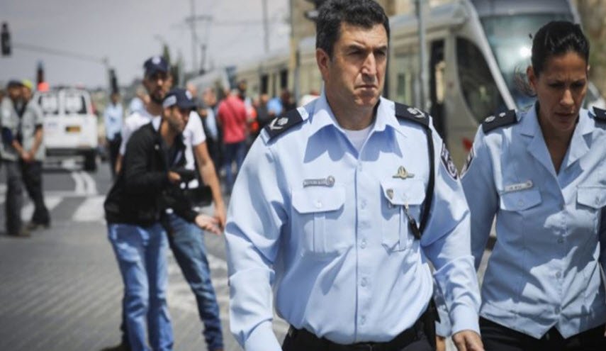 قائد شرطة الاحتلال بالقدس يقود اقتحامًا استفزازيًّا للأقصى