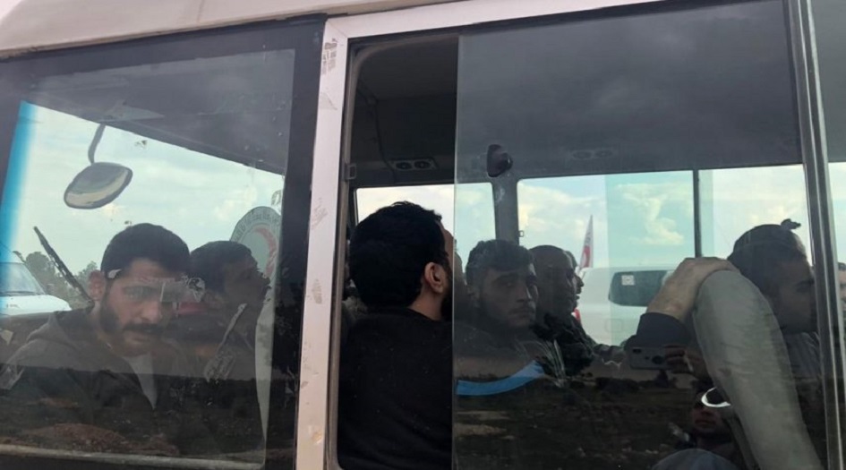 الجيش السوري يحرر 20 مدنياً وعسكرياً مختطفاً بريف حلب