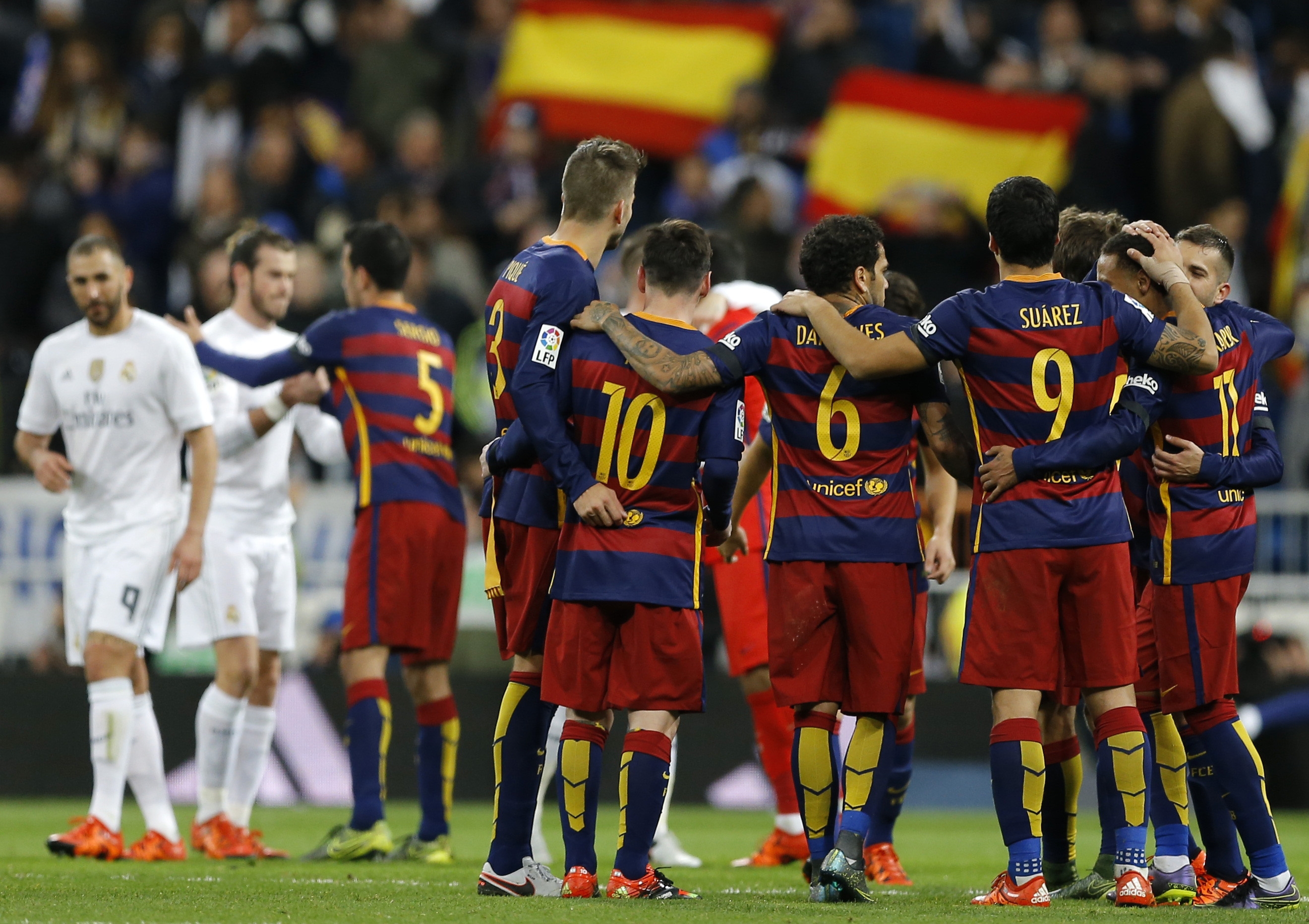 موعد والقنوات الناقلة ومعلقي مباراة ريال مدريد وبرشلونة