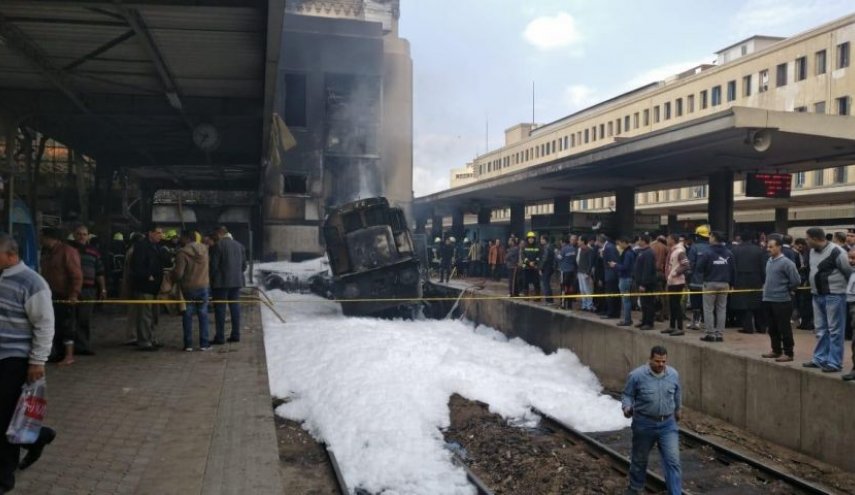 ماذا يحدث؟؟ ... حادث قطار جديد في مصر !